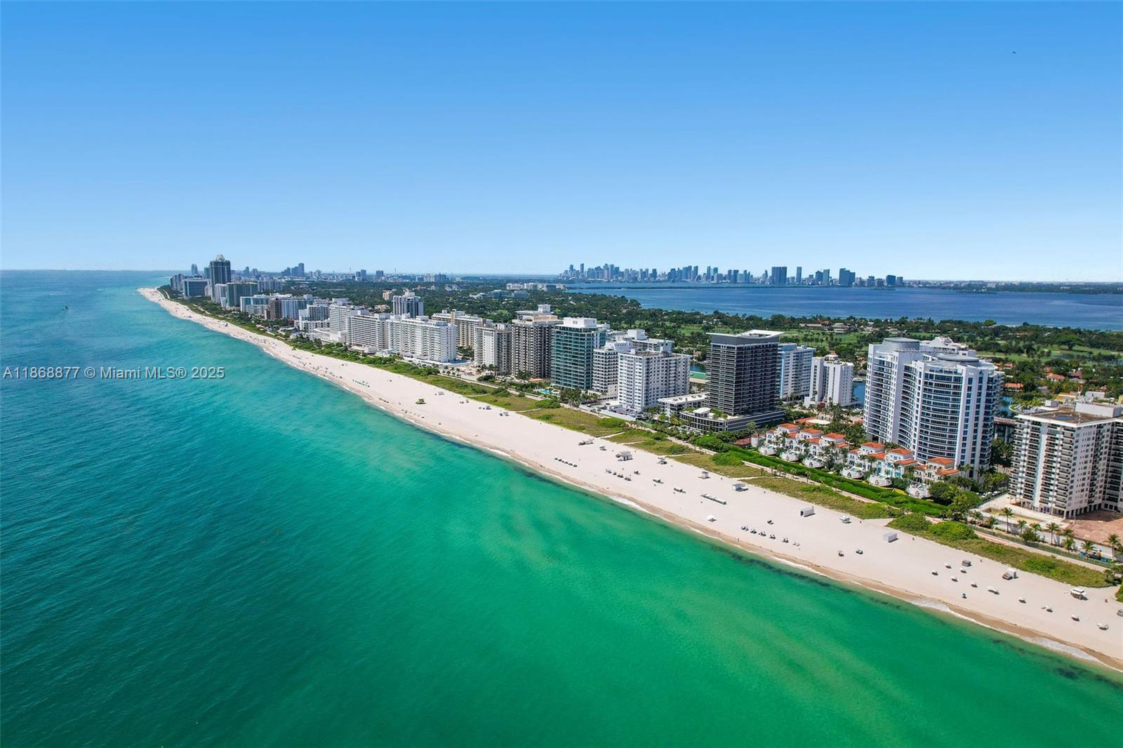 Miami Beach, Florida, 33140, United States, 3 Bedrooms Bedrooms, ,4 BathroomsBathrooms,Residential,For Sale,1934694