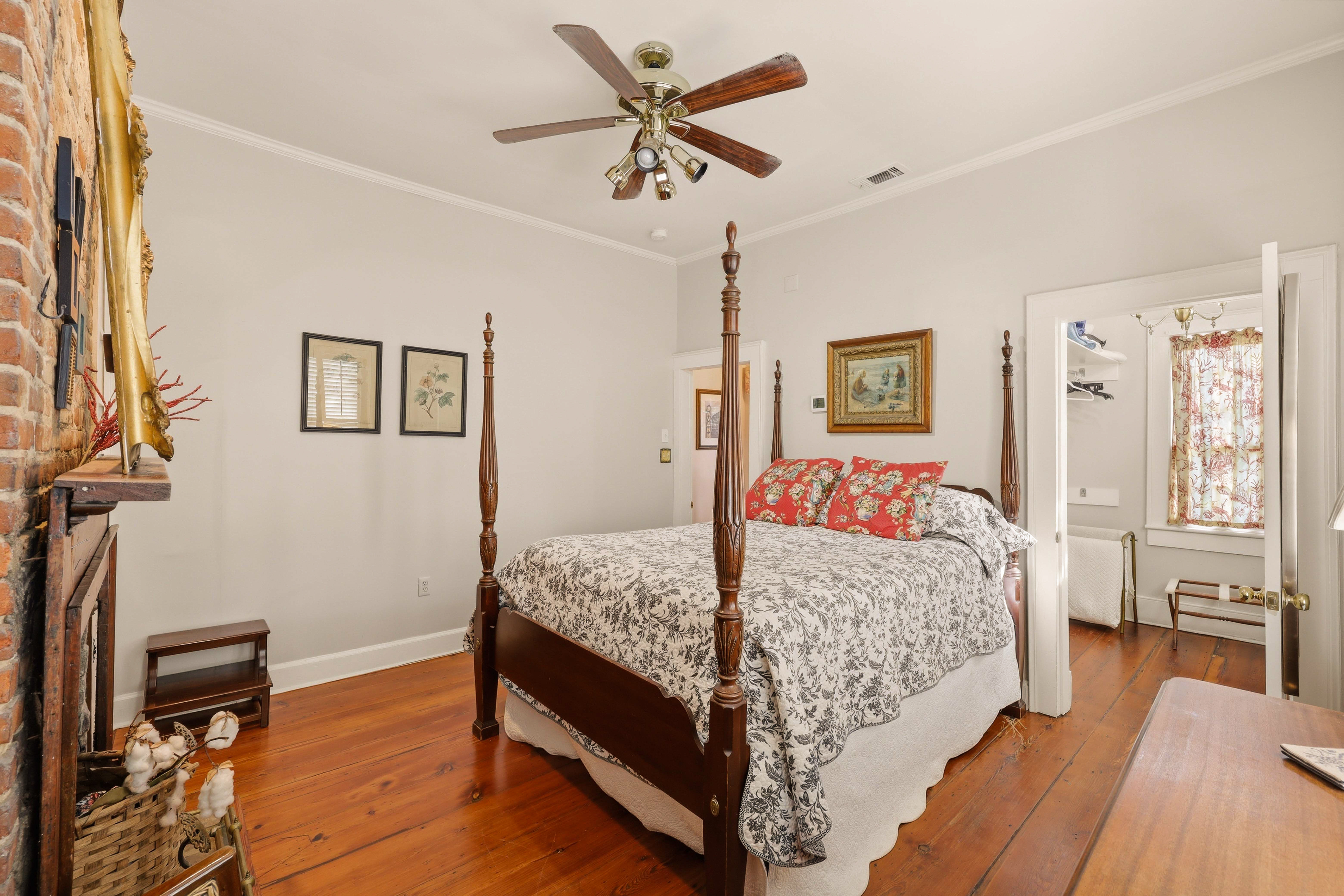  111 E Broad Street, Savannah - 物件實景