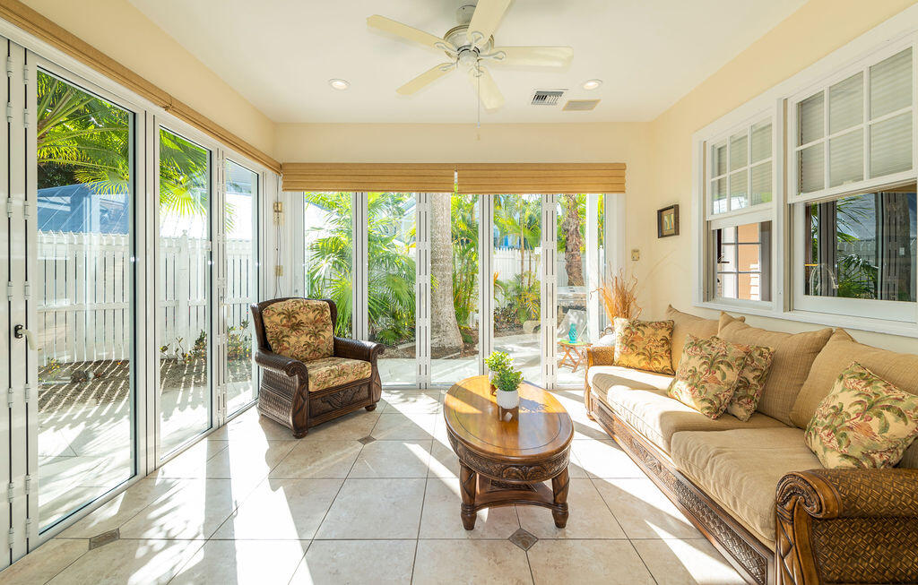 KEY WEST, Florida, 33040, United States, 5 Bedrooms Bedrooms, ,4 BathroomsBathrooms,Residential,For Sale,1847145