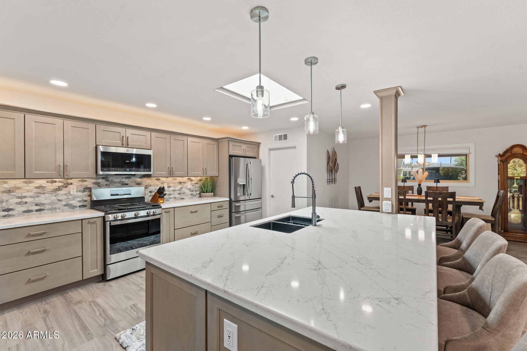 Scottsdale, Arizona, 85250, United States, 3 Bedrooms Bedrooms, ,Residential,For Sale,2048701