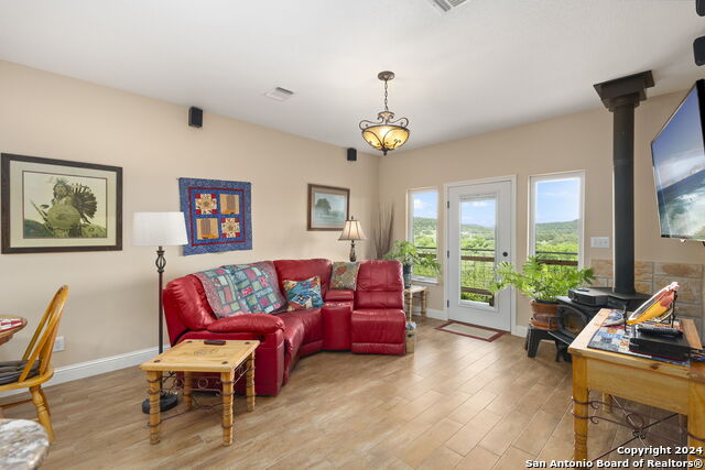 499 SADDLEBACK RIDGE TRL, Bandera, Texas, 78003, United States, 3 Bedrooms Bedrooms, ,3 BathroomsBathrooms,Residential,For Sale,499 SADDLEBACK RIDGE TRL,1618821