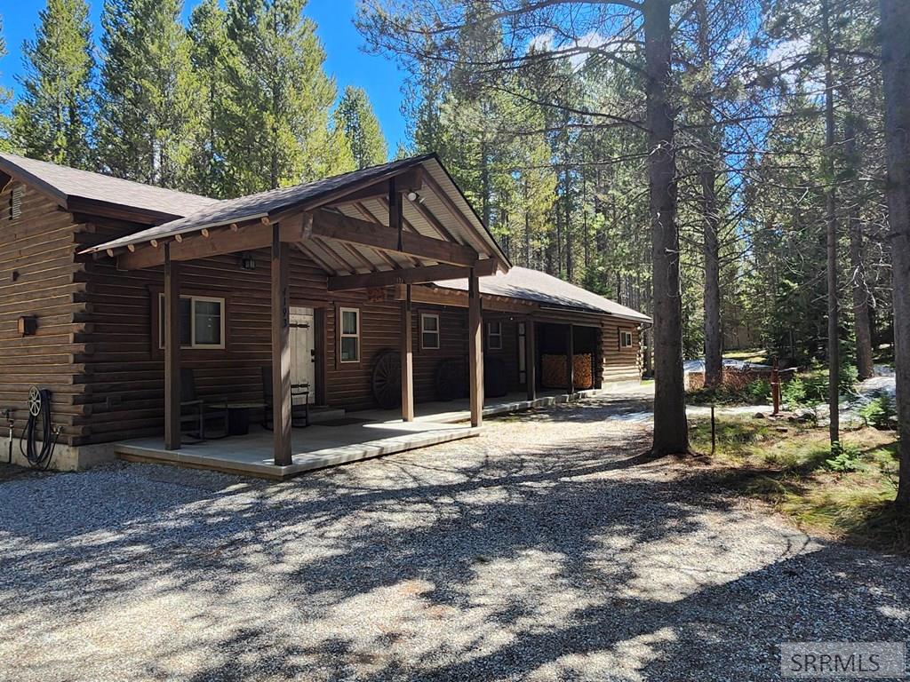 ISLAND PARK, Idaho, 83429, United States, 2 Bedrooms Bedrooms, ,2 BathroomsBathrooms,Residential,For Sale,2024446