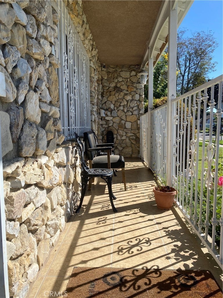 Compton, California, 90221, United States, 4 Bedrooms Bedrooms, ,2 BathroomsBathrooms,Residential,For Sale,1975515