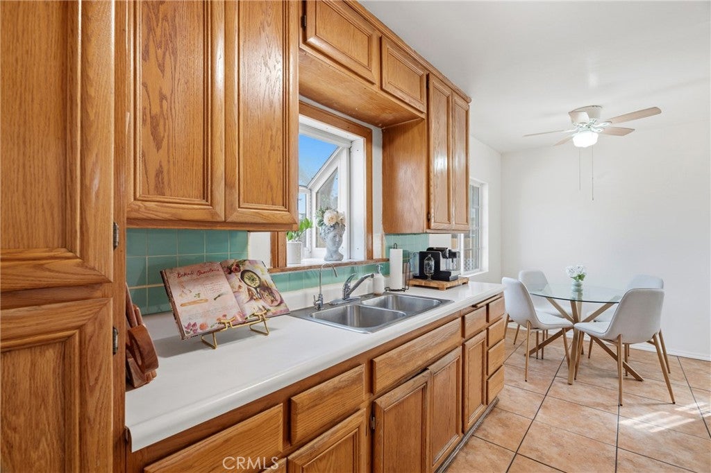 Pomona, California, 91768, United States, 3 Bedrooms Bedrooms, ,1 BathroomBathrooms,Residential,For Sale,1987076