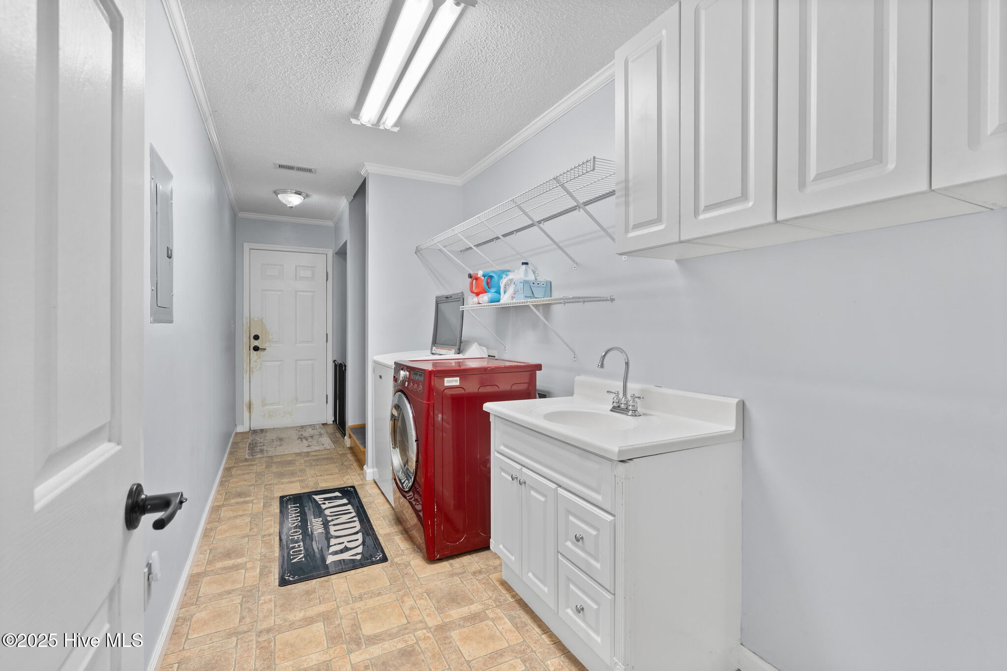 Ellerbe, North Carolina, 28338, United States, 3 Bedrooms Bedrooms, ,2 BathroomsBathrooms,Residential,For Sale,1926015