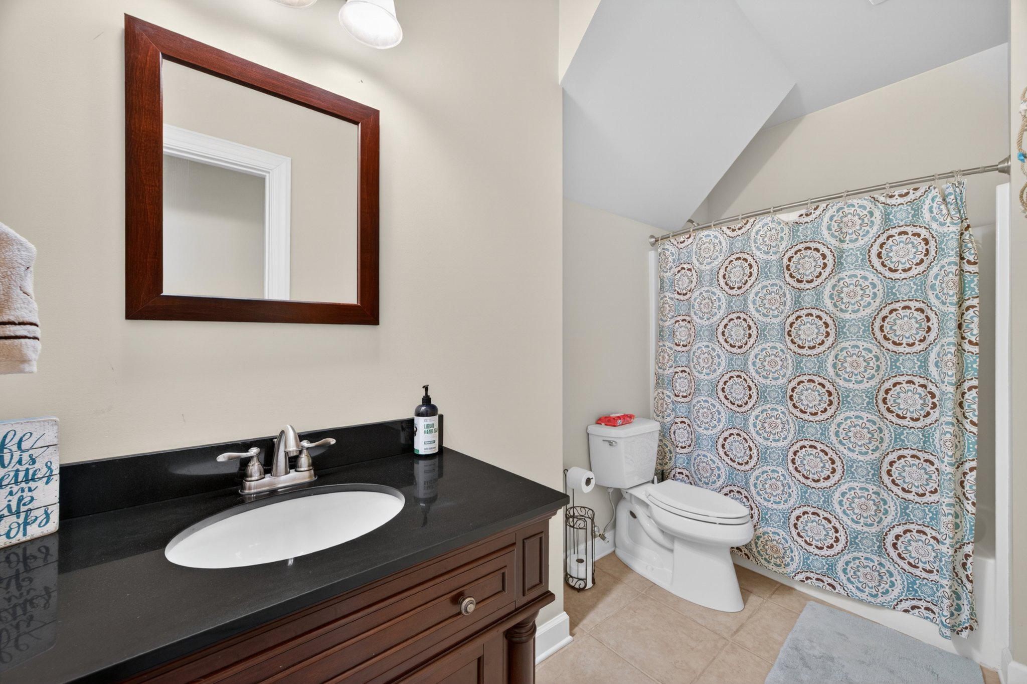 Middletown, Virginia, 22645, United States, 6 Bedrooms Bedrooms, ,6 BathroomsBathrooms,Residential,For Sale,2044764