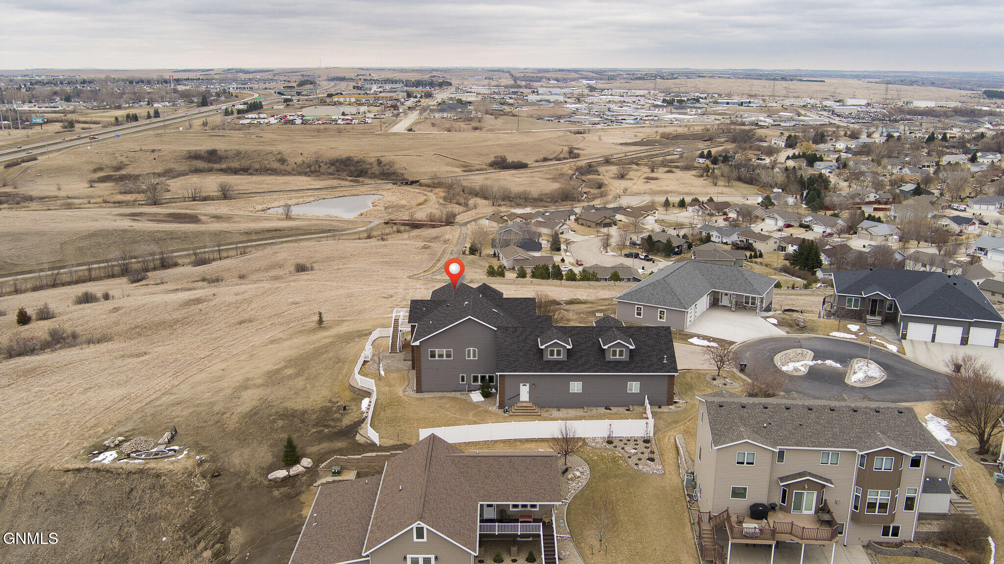 Bismarck, North Dakota, 58501, United States, 4 Bedrooms Bedrooms, ,4 BathroomsBathrooms,Residential,For Sale,2038873