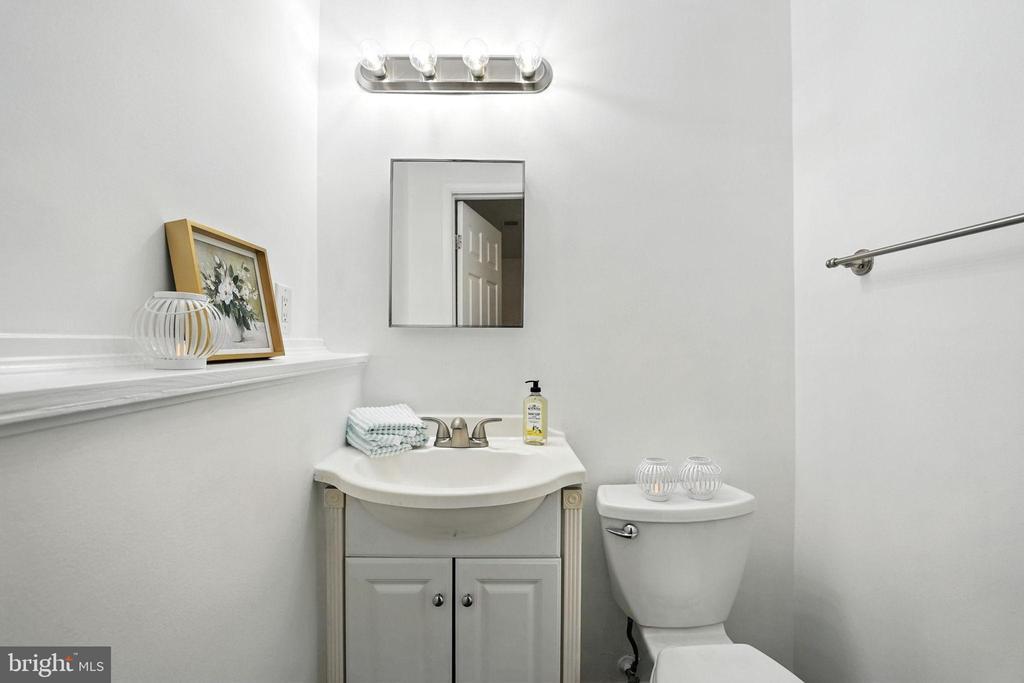 Woodbridge, Virginia, 22191, United States, 3 Bedrooms Bedrooms, ,3 BathroomsBathrooms,Residential,For Sale,1908245