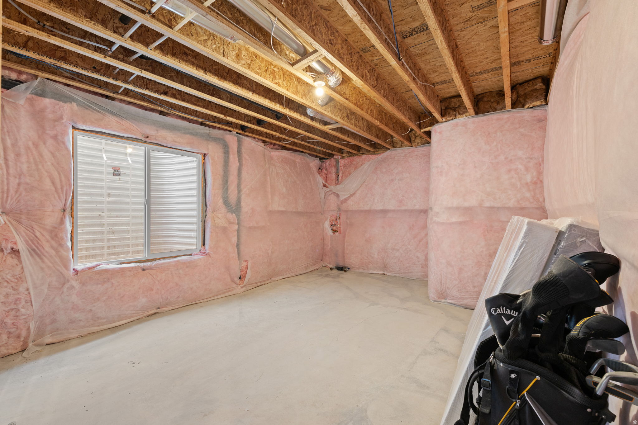 West Jordan, Utah, 84081, United States, 4 Bedrooms Bedrooms, ,3 BathroomsBathrooms,Residential,For Sale,2001617