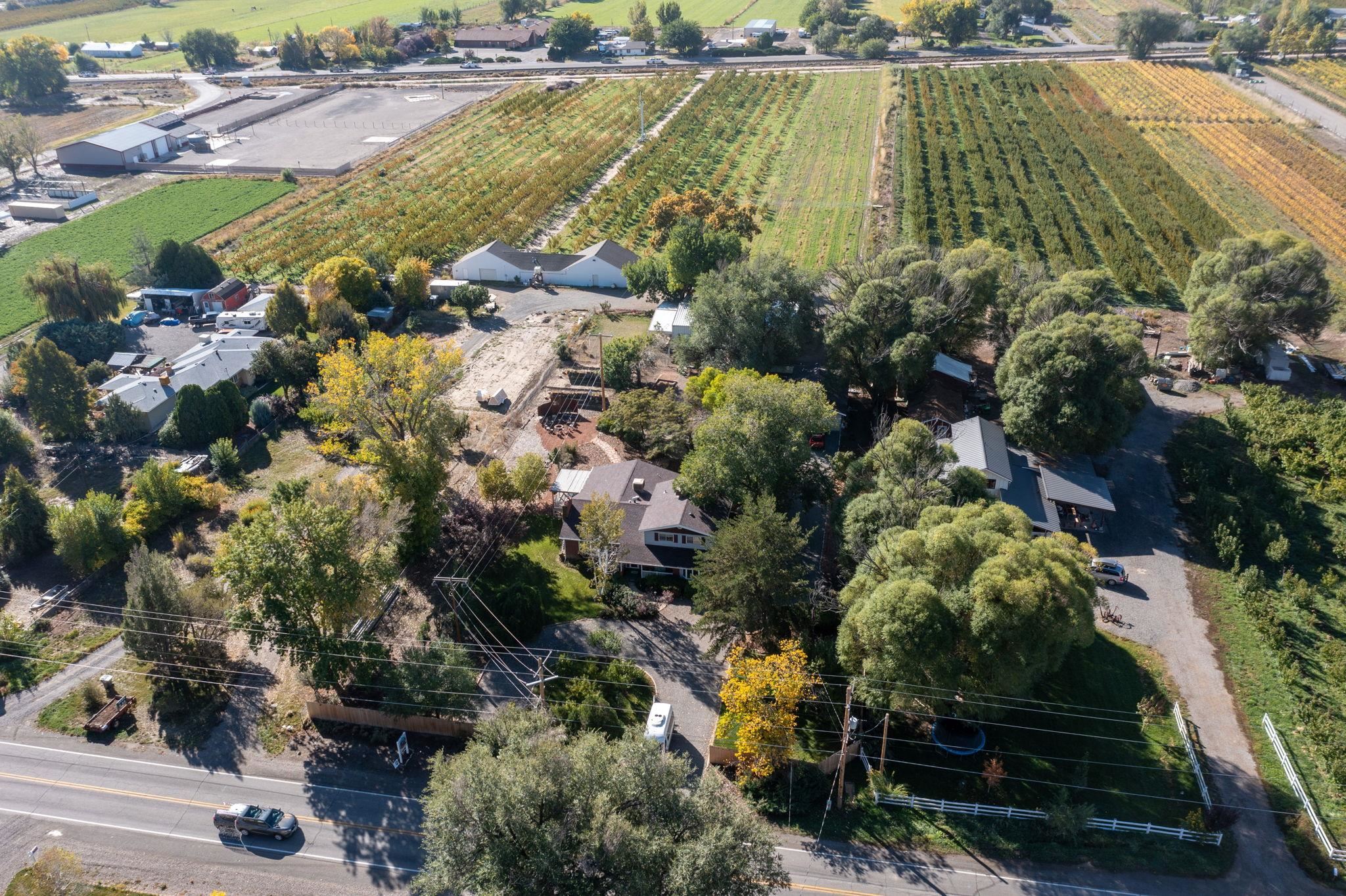 Palisade, Colorado, 81526, United States, 5 Bedrooms Bedrooms, ,6 BathroomsBathrooms,Residential,For Sale,2007514