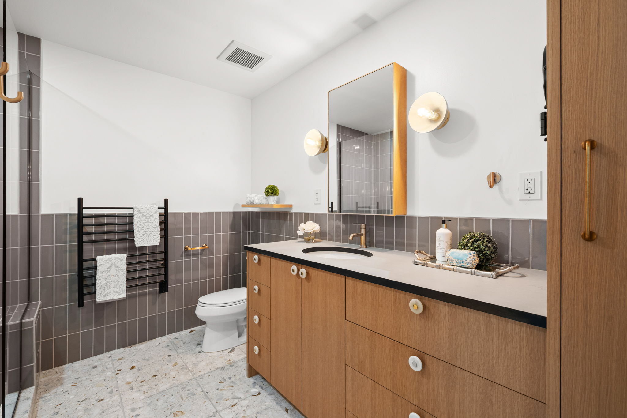  15100 6th Ave SW Unit #332, Burien, WA 98166 - 物件實景