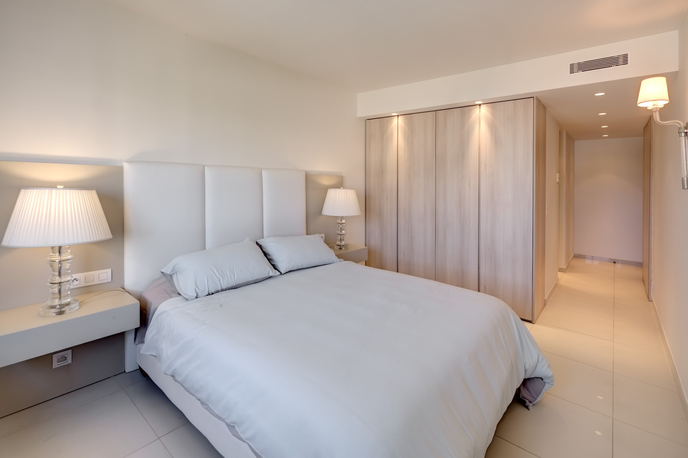  3-room apartment with Croisette and sea views in Cannes - 物件實景