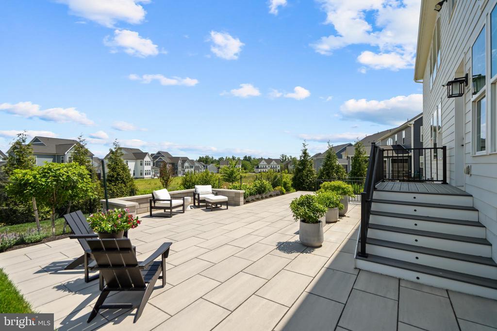 Aldie, Virginia, 20105, United States, 5 Bedrooms Bedrooms, ,7 BathroomsBathrooms,Residential,For Sale,2048550