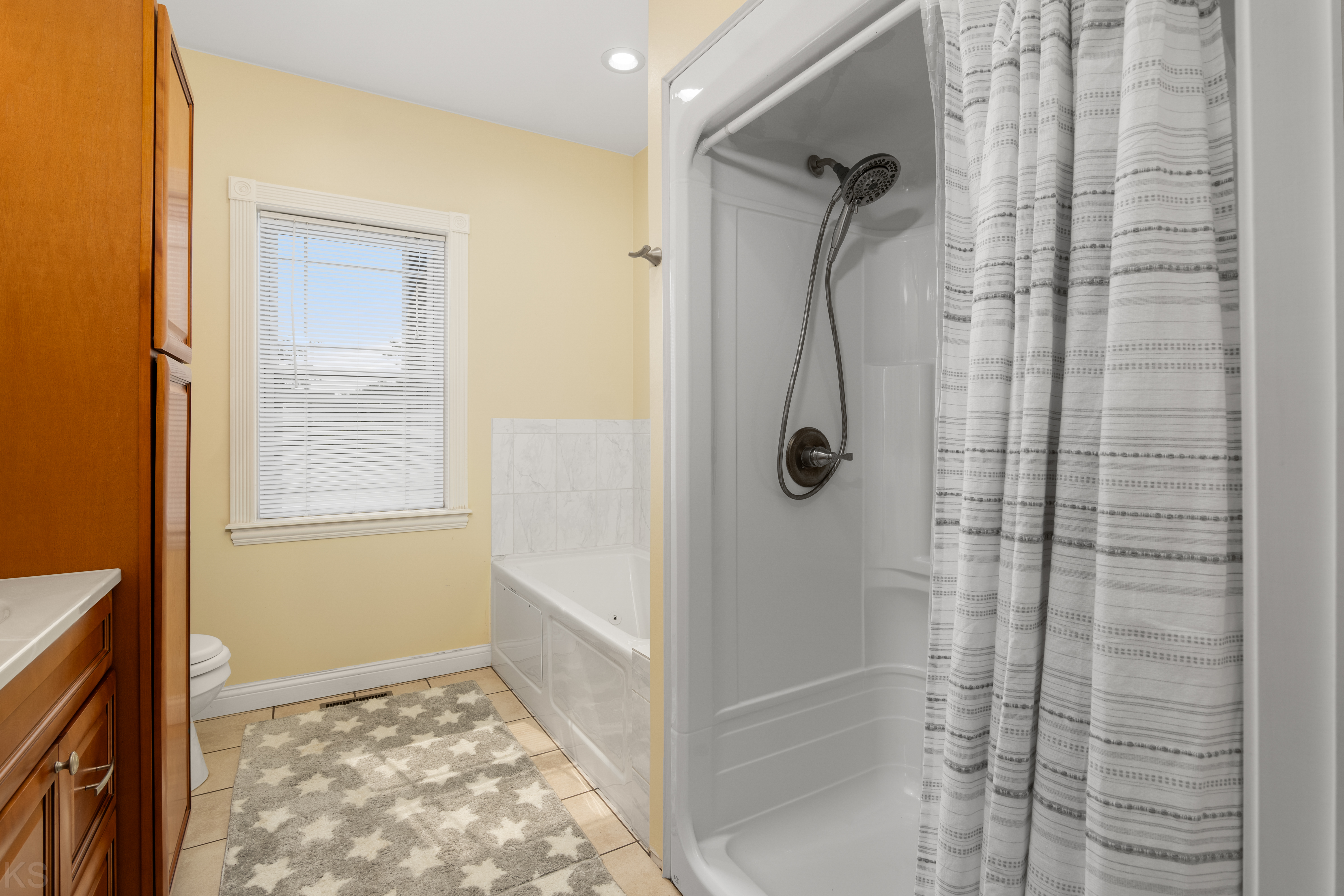 Smithton, Missouri, 65350, United States, 3 Bedrooms Bedrooms, ,2 BathroomsBathrooms,Residential,For Sale,1846874