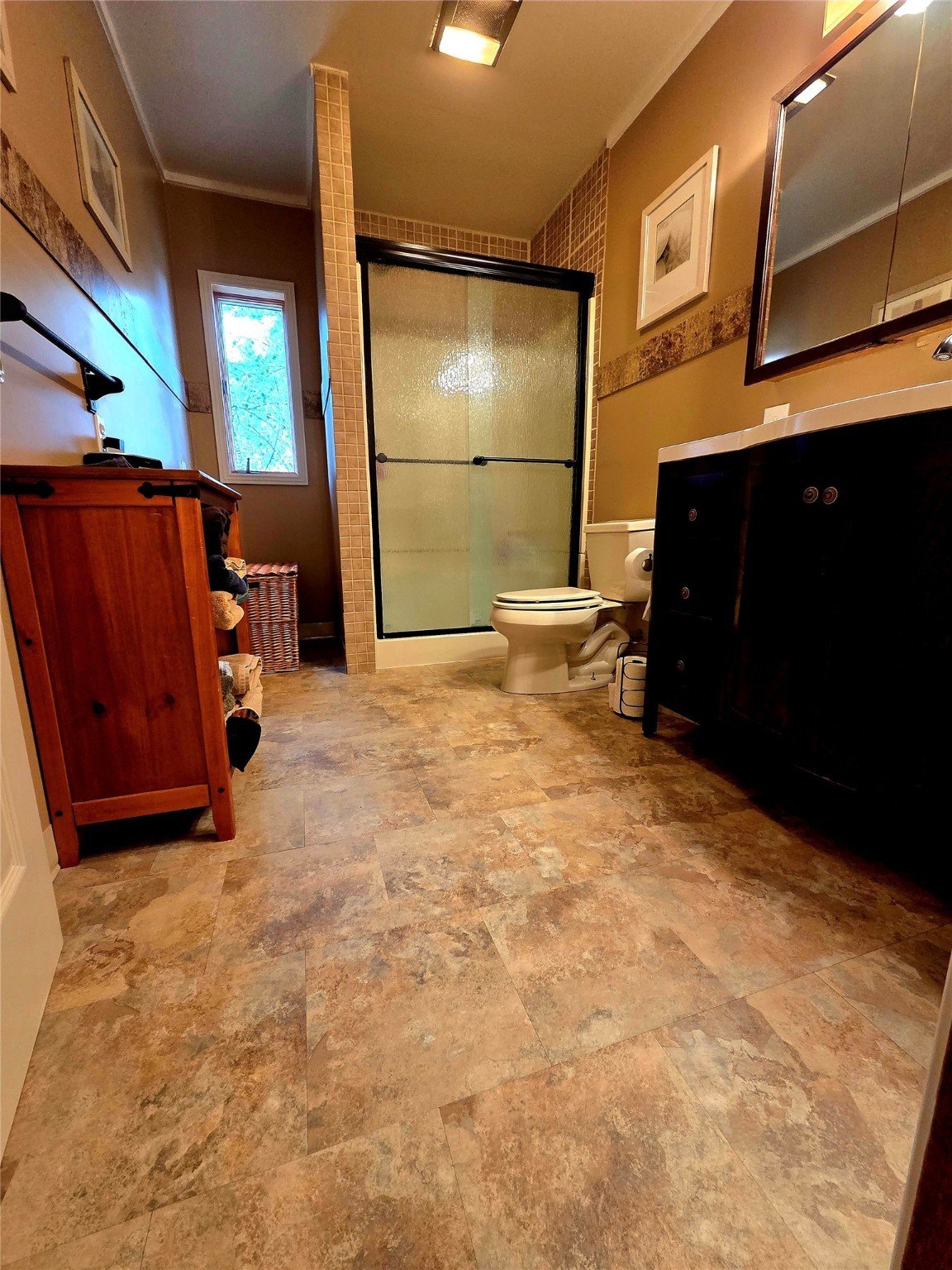 Great Falls, Montana, 59404, United States, 5 Bedrooms Bedrooms, ,3 BathroomsBathrooms,Residential,For Sale,1984252