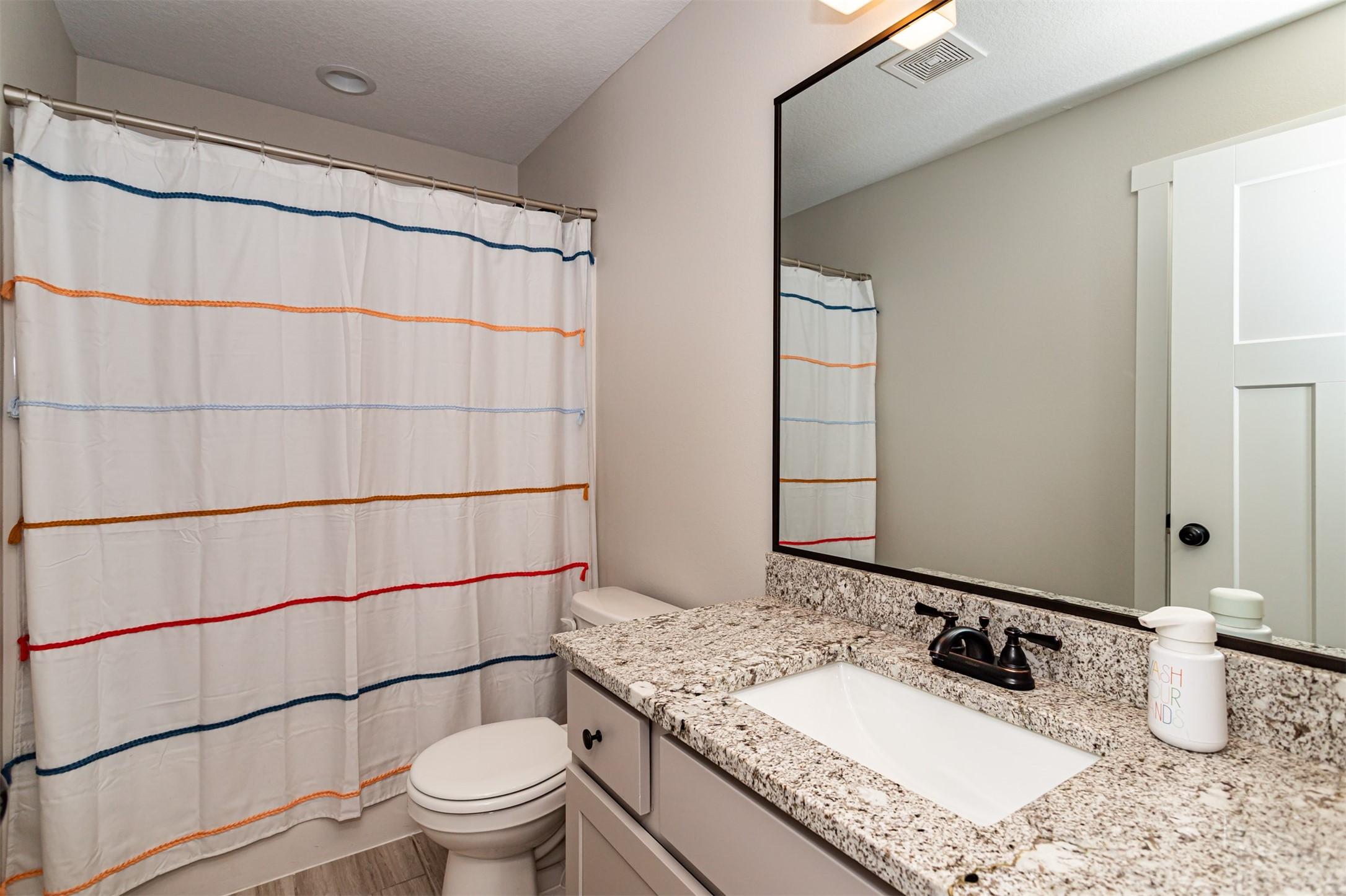 Huxley, Iowa, 50124, United States, 4 Bedrooms Bedrooms, ,3 BathroomsBathrooms,Residential,For Sale,1936905