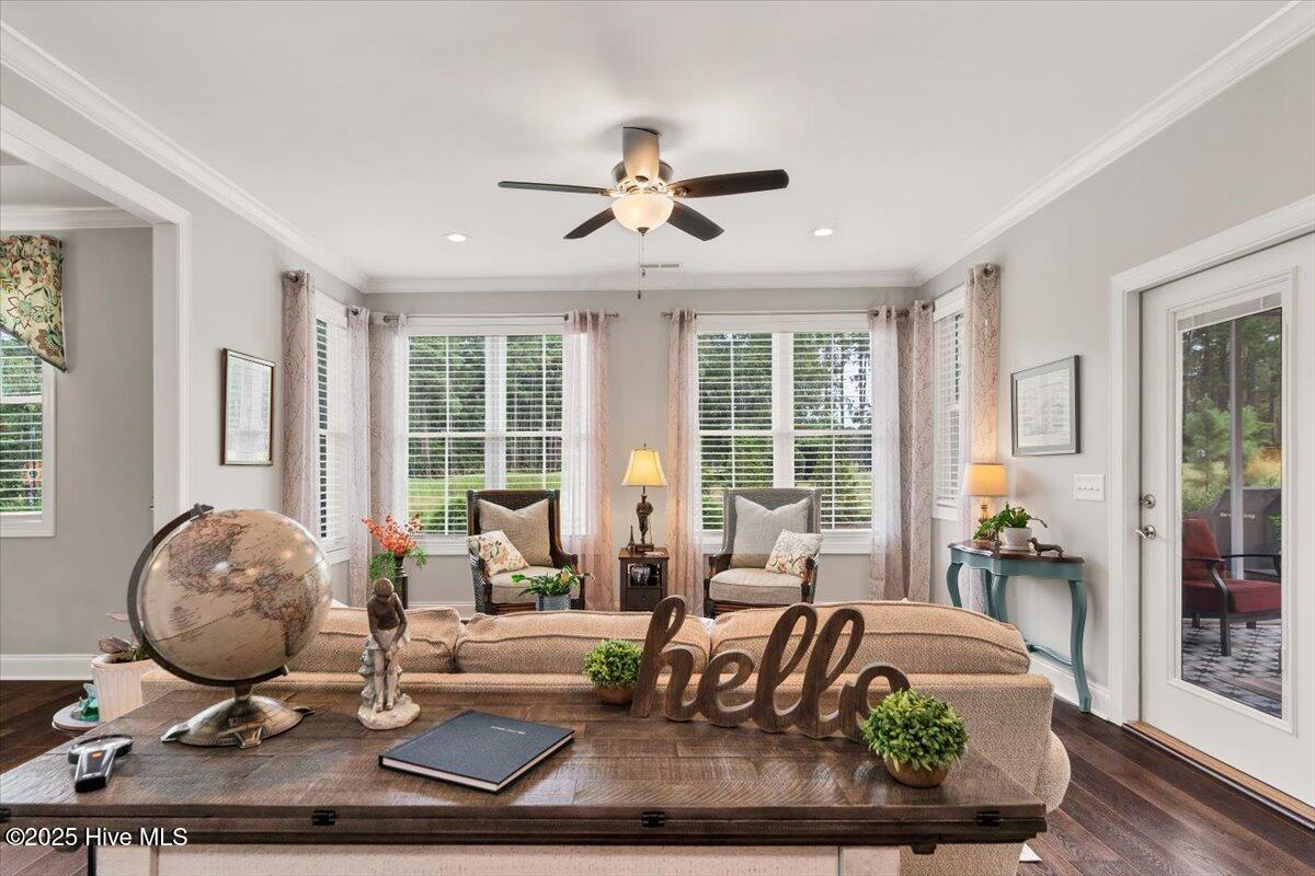 Southern Pines, North Carolina, 28387, United States, 3 Bedrooms Bedrooms, ,3 BathroomsBathrooms,Residential,For Sale,1933285