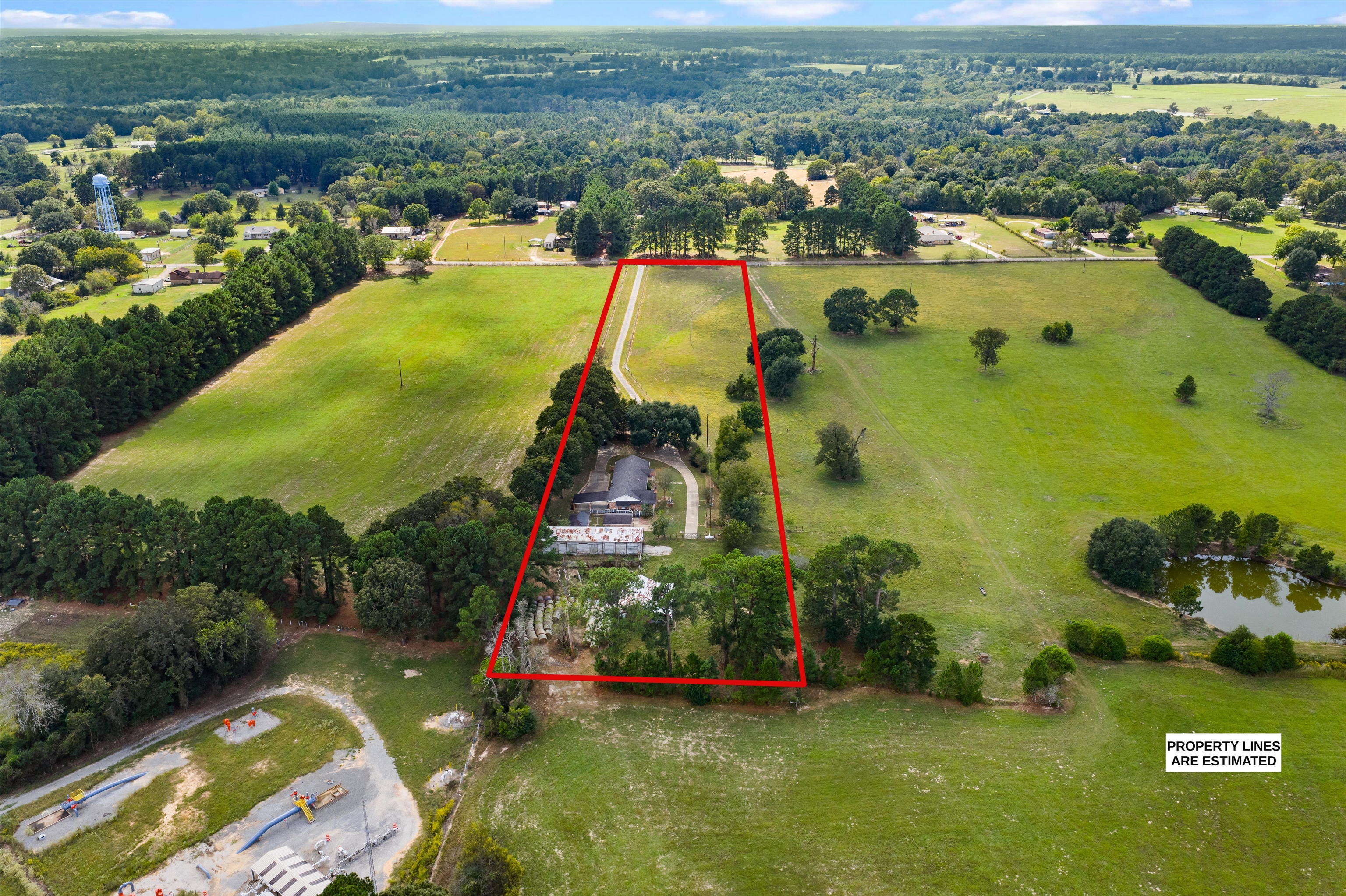 Henderson, Texas, 75654, United States, 3 Bedrooms Bedrooms, ,2 BathroomsBathrooms,Residential,For Sale,1983908