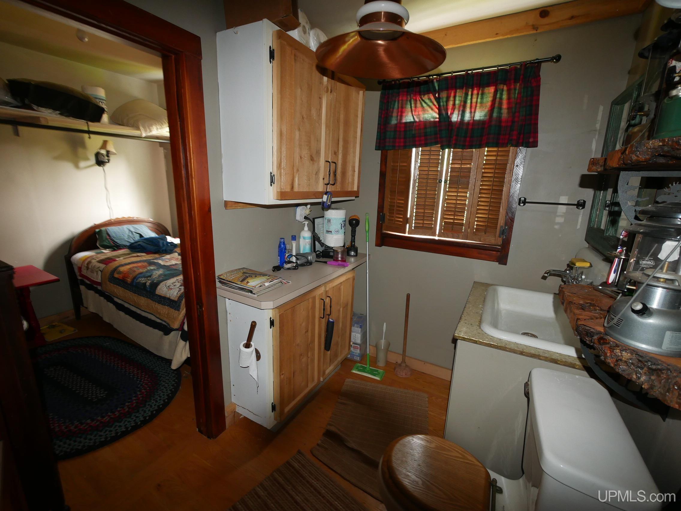 Chassell, Michigan, 49916, United States, 2 Bedrooms Bedrooms, ,1 BathroomBathrooms,Residential,For Sale,1910666