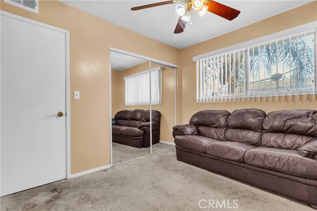 Lynwood, California, 90262, United States, 5 Bedrooms Bedrooms, ,2 BathroomsBathrooms,Residential,For Sale,1914118