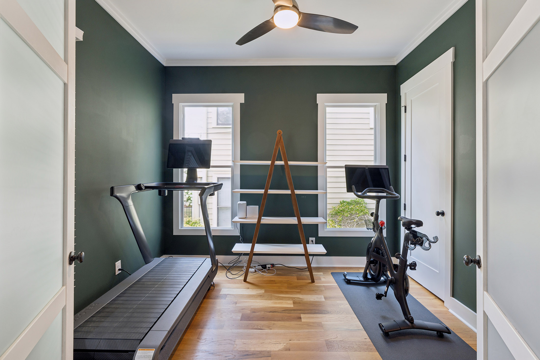  beautifully designed craftsman-style townhome near grant  park - 物件實景