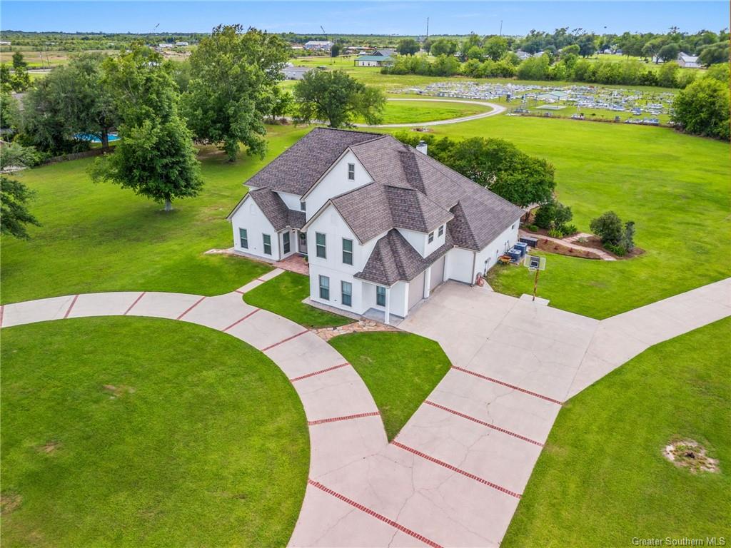 Lake Charles, Louisiana, 70607, United States, 5 Bedrooms Bedrooms, ,4 BathroomsBathrooms,Residential,For Sale,2010298
