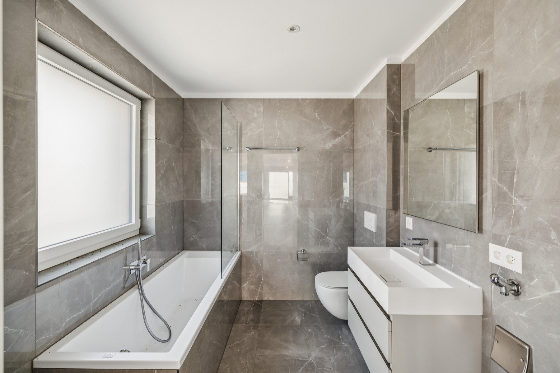  New, modern 4.5-room apartment - 物件實景