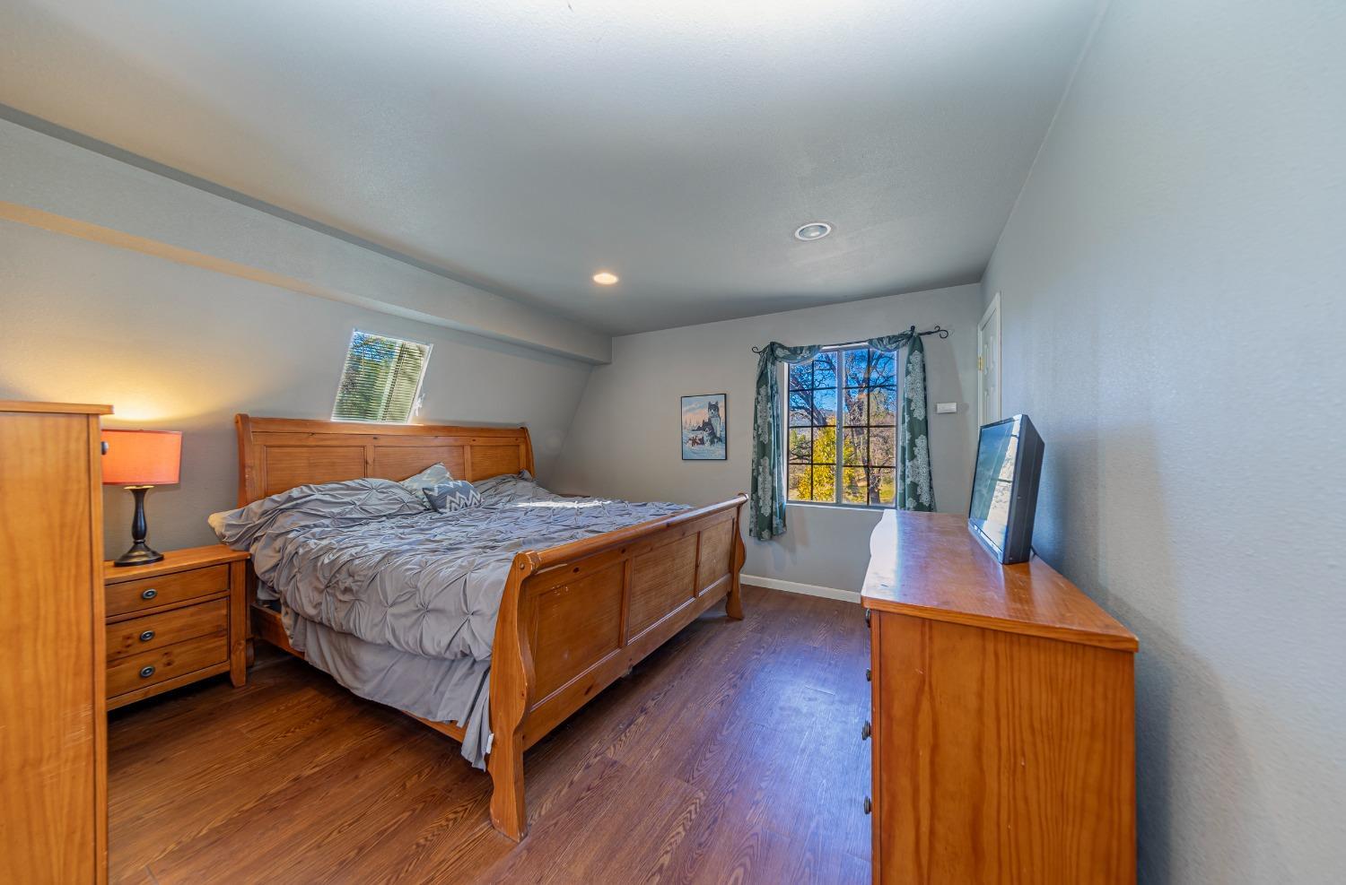 Coarsegold, California, 93614, United States, 4 Bedrooms Bedrooms, ,4 BathroomsBathrooms,Residential,For Sale,1981701