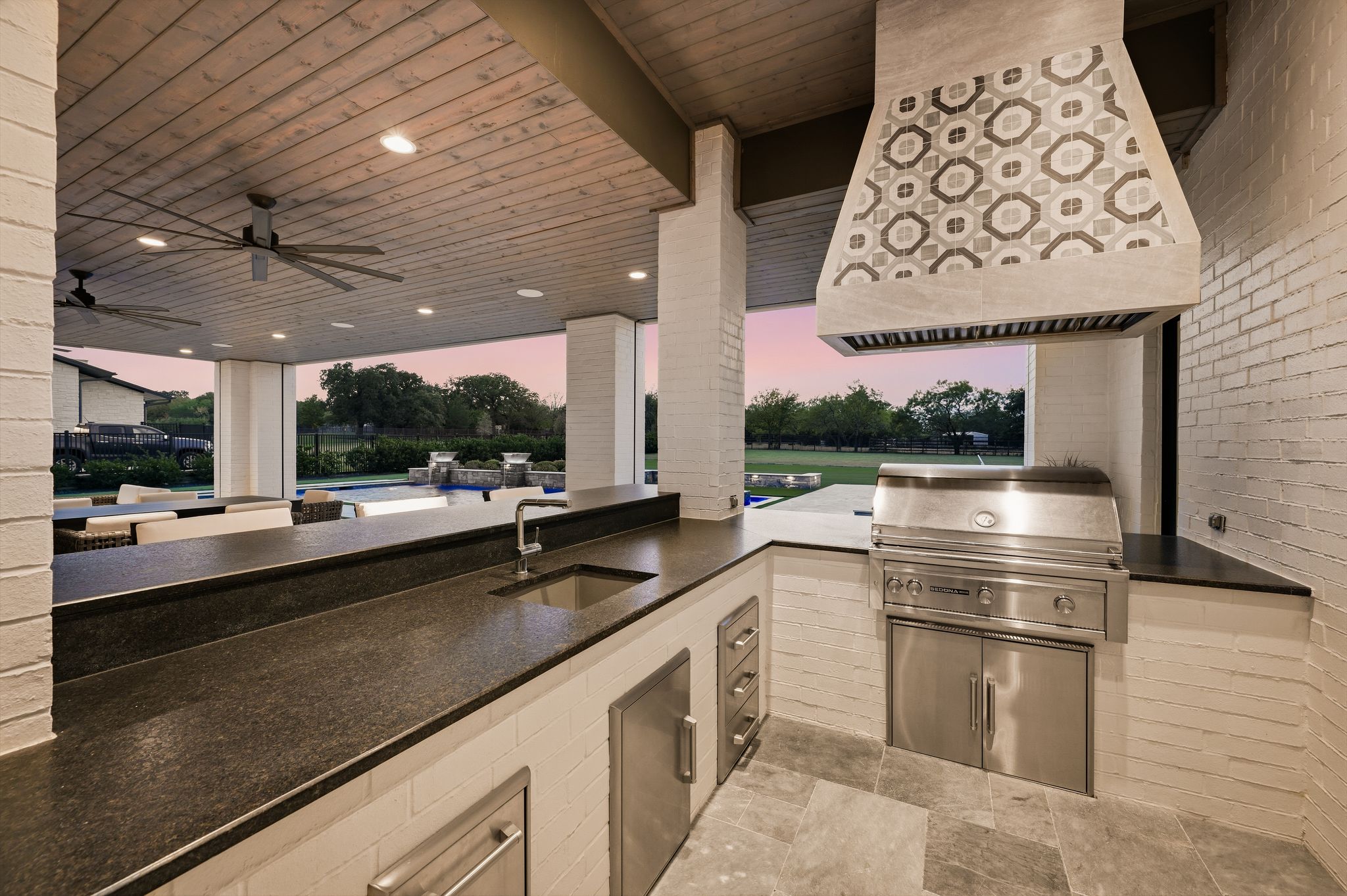  Sophisticated Resort-Style Living in Prestigious Gated Saddleback Community - 物件實景