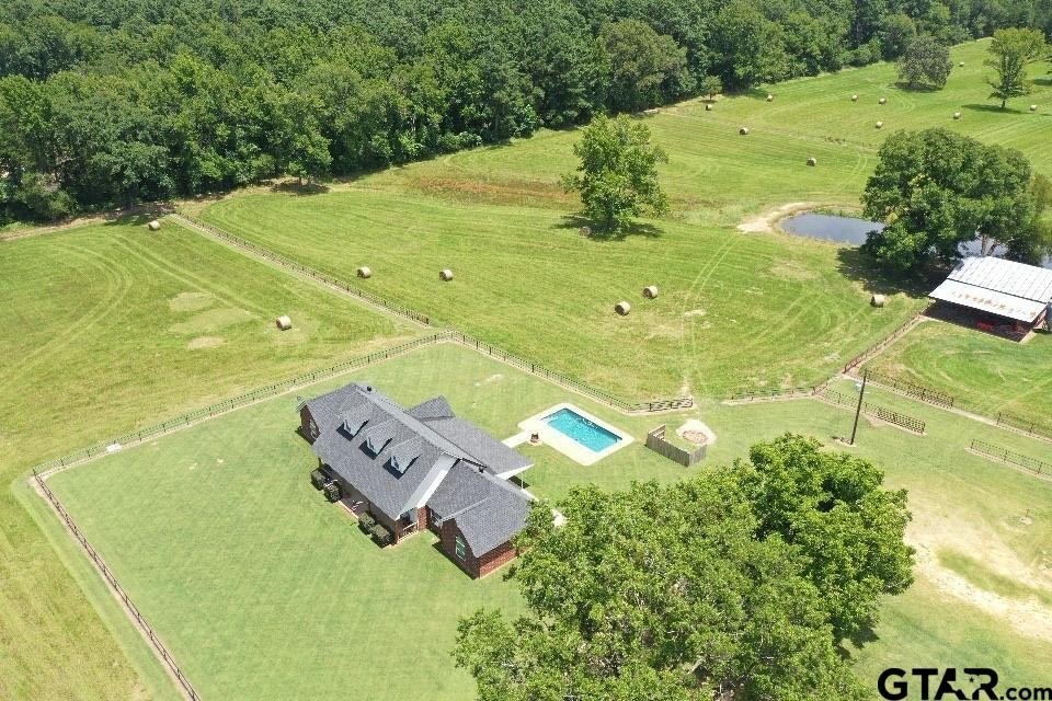 Pittsburg, Texas, 75686, United States, 4 Bedrooms Bedrooms, ,3 BathroomsBathrooms,Residential,For Sale,1900555