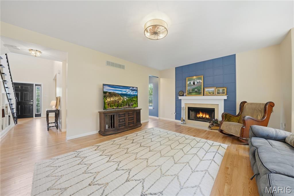 Wildwood, Missouri, 63011, United States, 4 Bedrooms Bedrooms, ,3 BathroomsBathrooms,Residential,For Sale,1962420