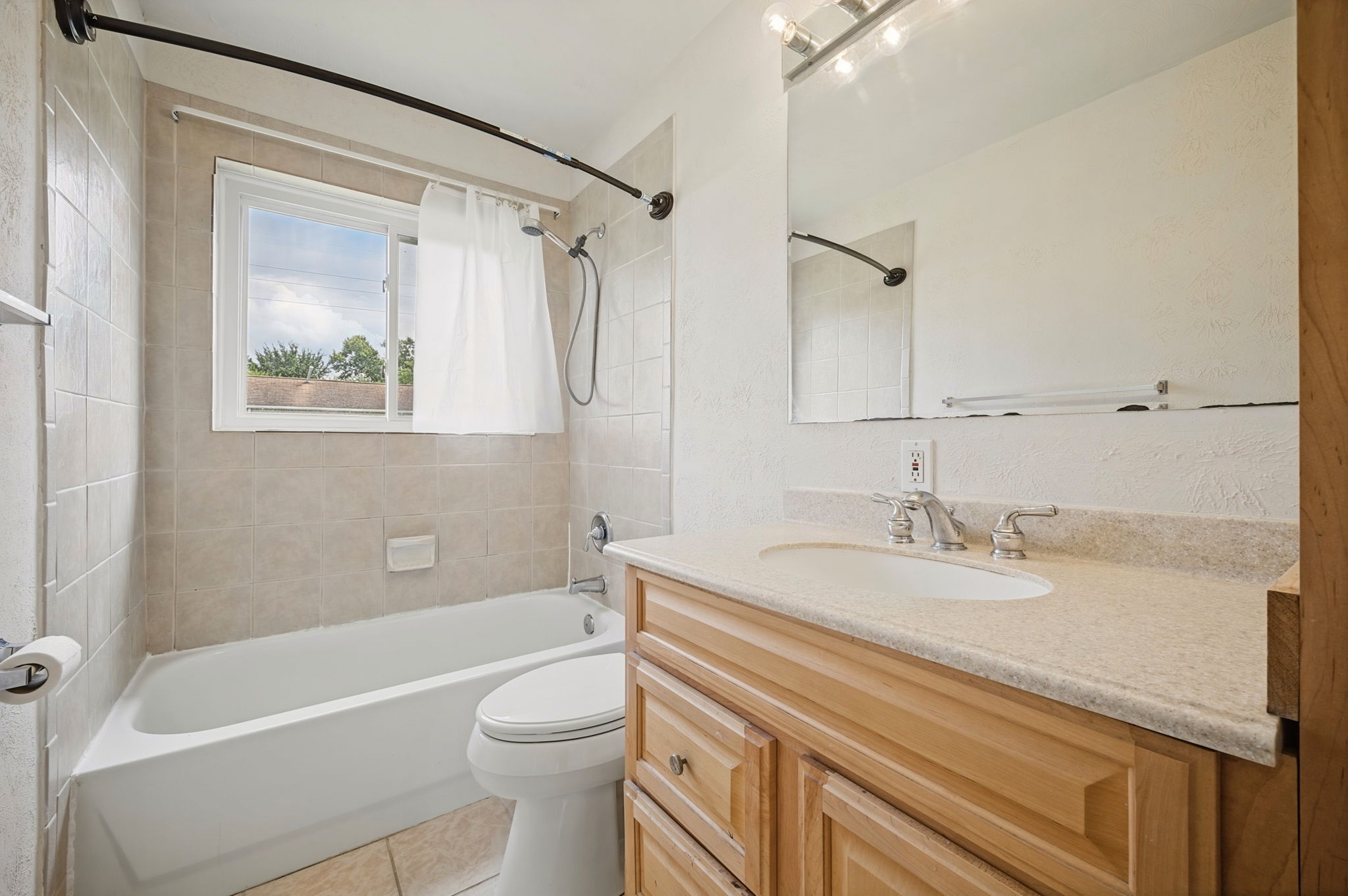  1820 Moger Drive, Hampton, VA, 23663 - 物件實景