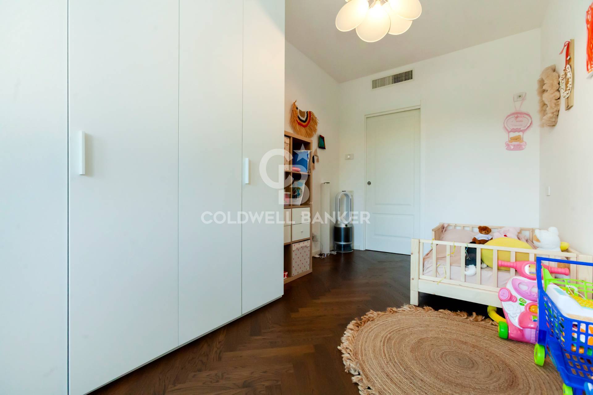 Roma, Roma, 00100, IT, 2 Bedrooms Bedrooms, ,2 BathroomsBathrooms,Residential,For Sale,1868220