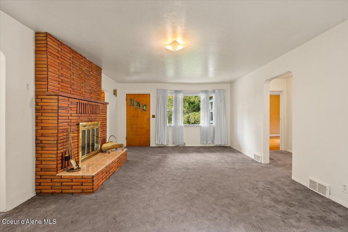 Wallace, Idaho, 83873, United States, 3 Bedrooms Bedrooms, ,1 BathroomBathrooms,Residential,For Sale,1984210