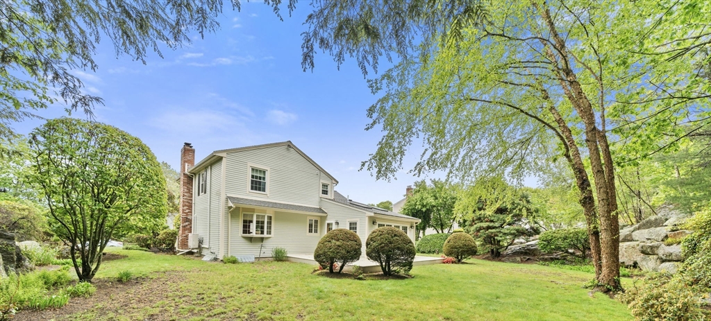 Lynn, Massachusetts, 01904, United States, 4 Bedrooms Bedrooms, ,2 BathroomsBathrooms,Residential,For Sale,2048427