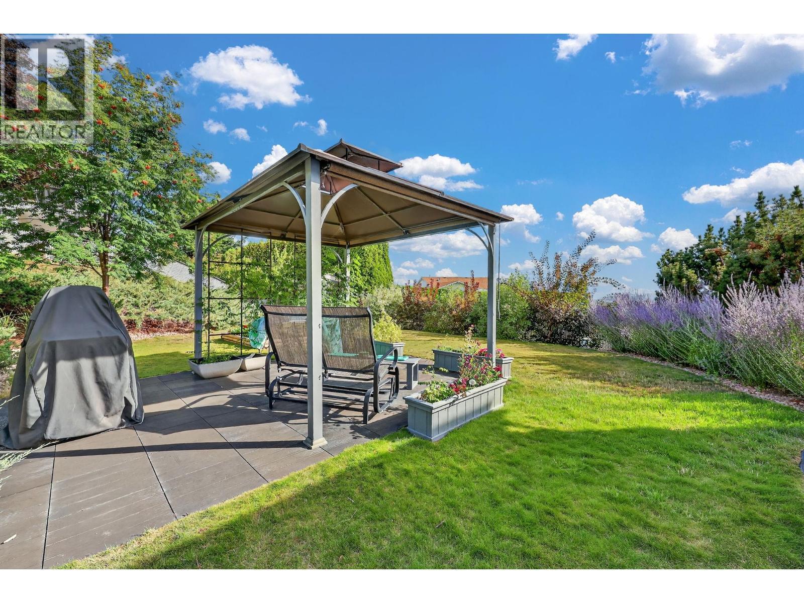 KELOWNA, British Columbia, V1X 7T6, CA, 4 Bedrooms Bedrooms, ,2 BathroomsBathrooms,Residential,For Sale,1918347