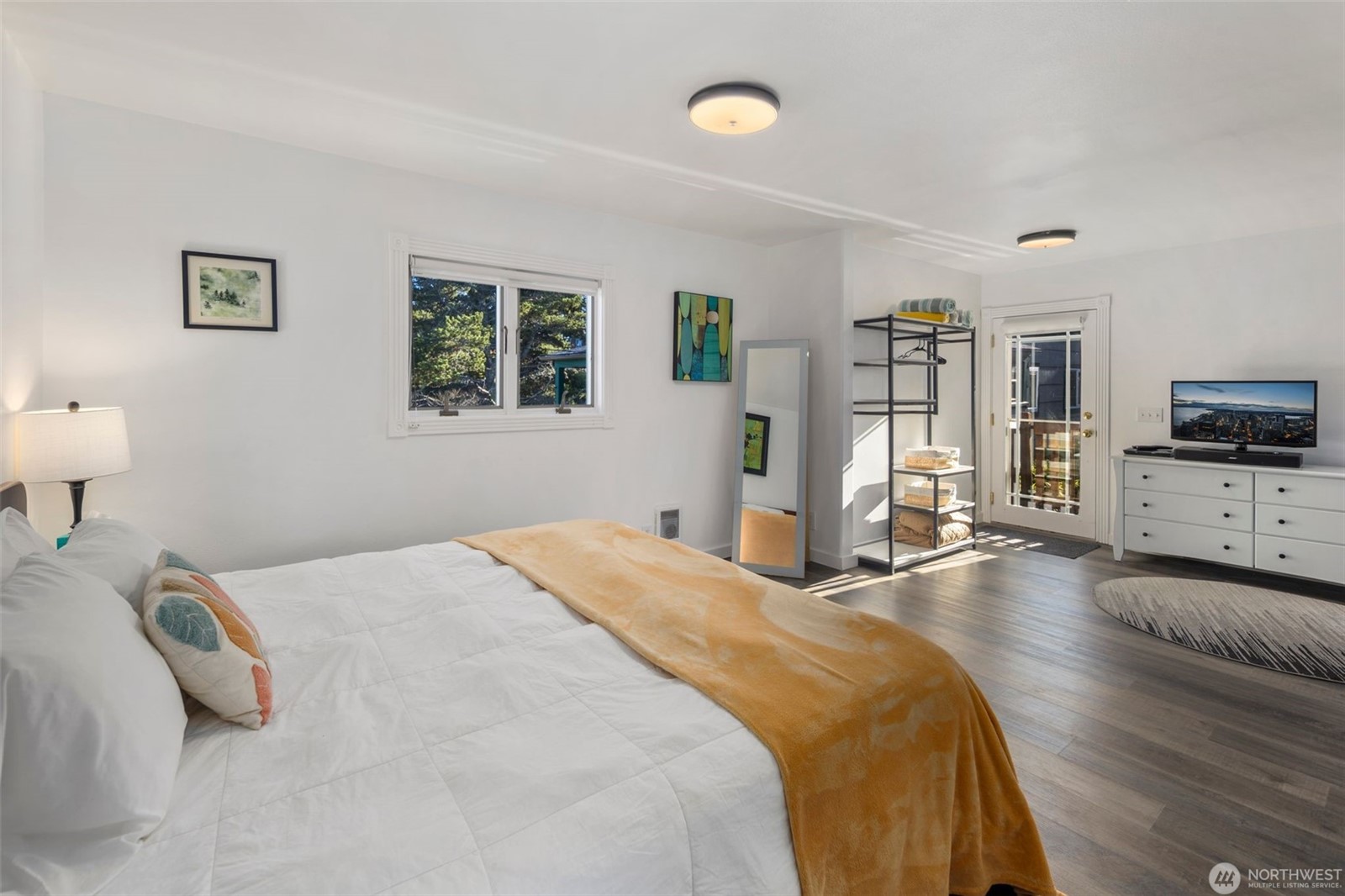 Long Beach, Washington, 98631, United States, 8 Bedrooms Bedrooms, ,6 BathroomsBathrooms,Residential,For Sale,1976396