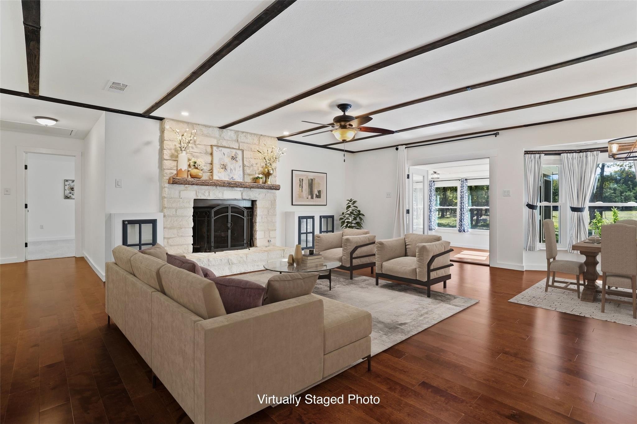 Georgetown, Texas, 78633, United States, 4 Bedrooms Bedrooms, ,2 BathroomsBathrooms,Residential,For Sale,1989896