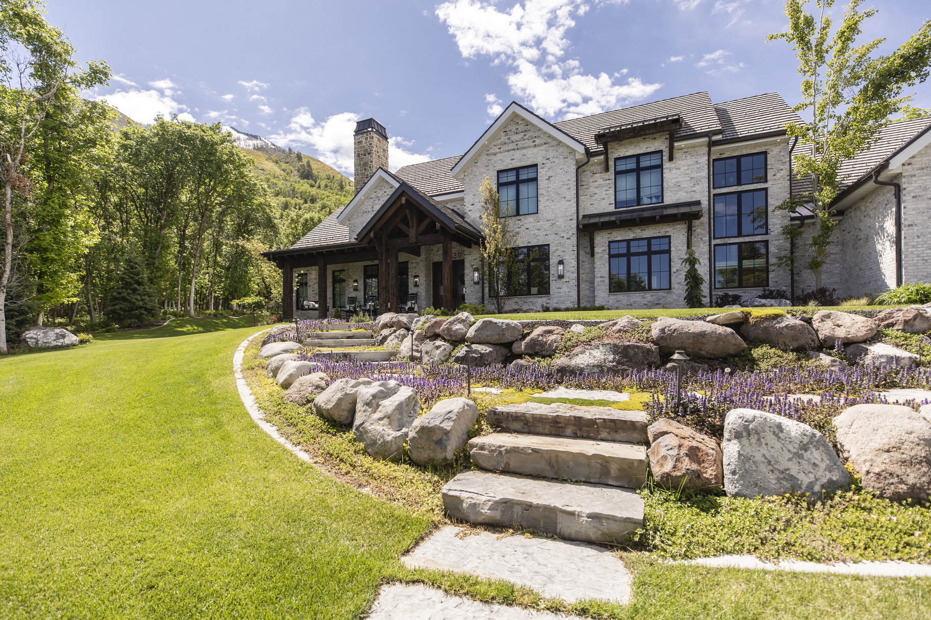  Stunning Woodland Hills Estate - 物件實景