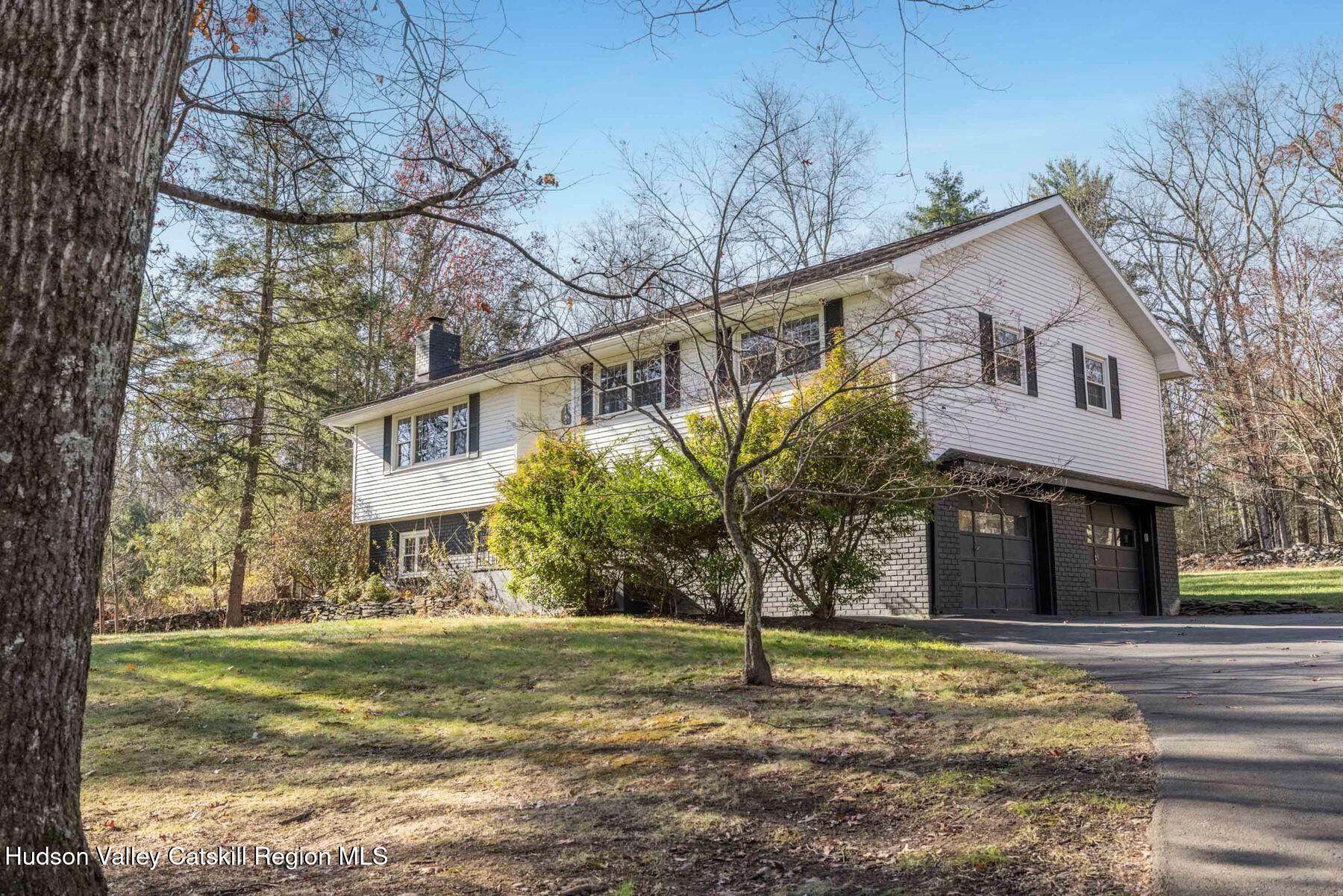 Woodstock, New York, 12498, United States, 3 Bedrooms Bedrooms, ,3 BathroomsBathrooms,Residential,For Sale,2002199