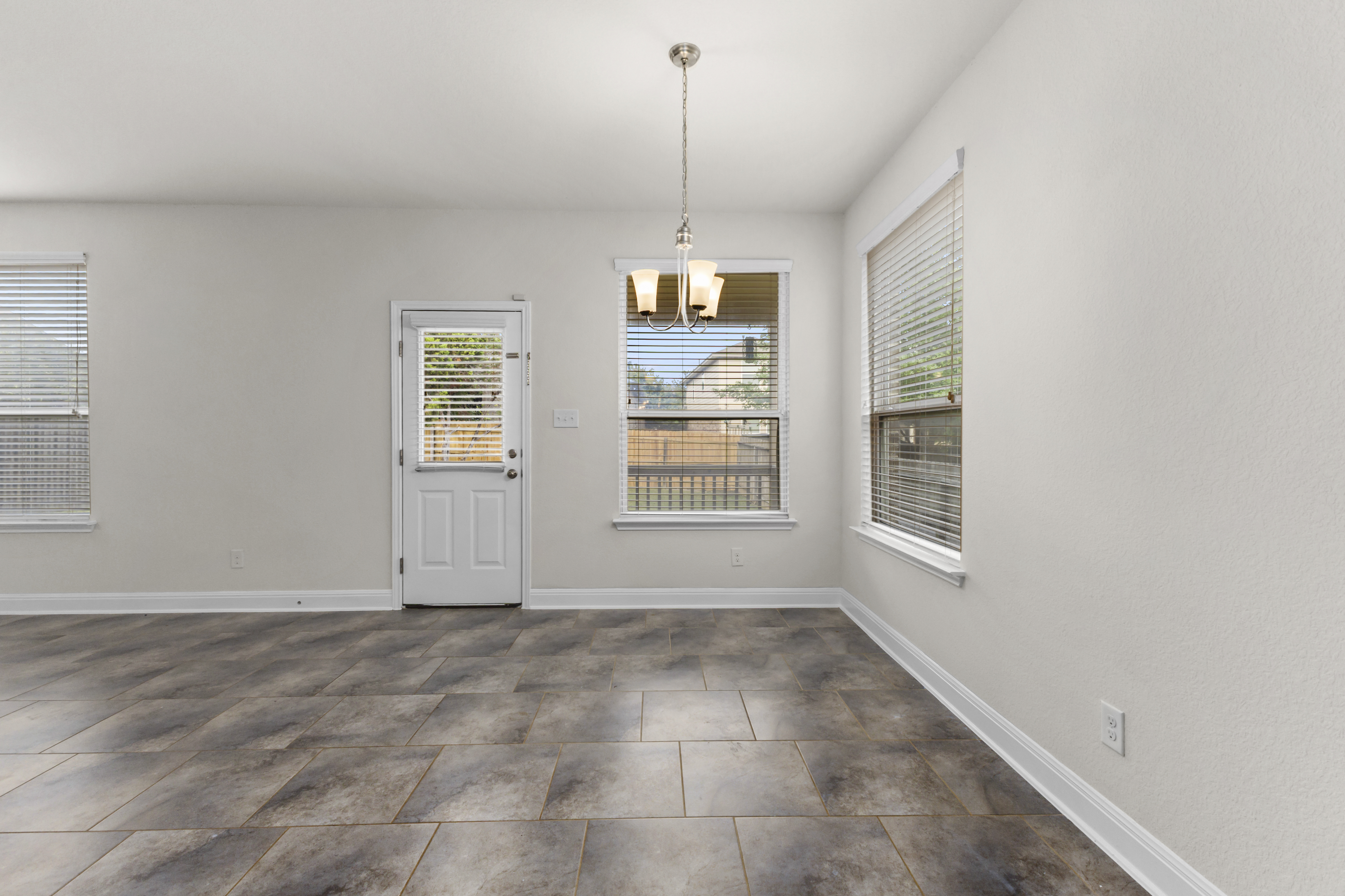  Luxury Living in the Heart of Alamo Ranch - 物件實景
