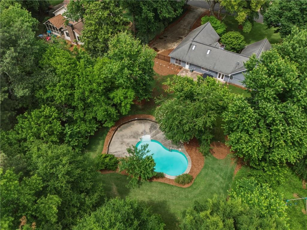 Roswell, Georgia, 30076, United States, 4 Bedrooms Bedrooms, ,3 BathroomsBathrooms,Residential,For Sale,2049337
