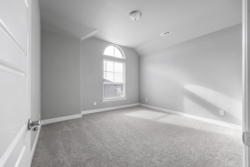 Midland, Texas, 79705, United States, 5 Bedrooms Bedrooms, ,5 BathroomsBathrooms,Residential,For Sale,1998422