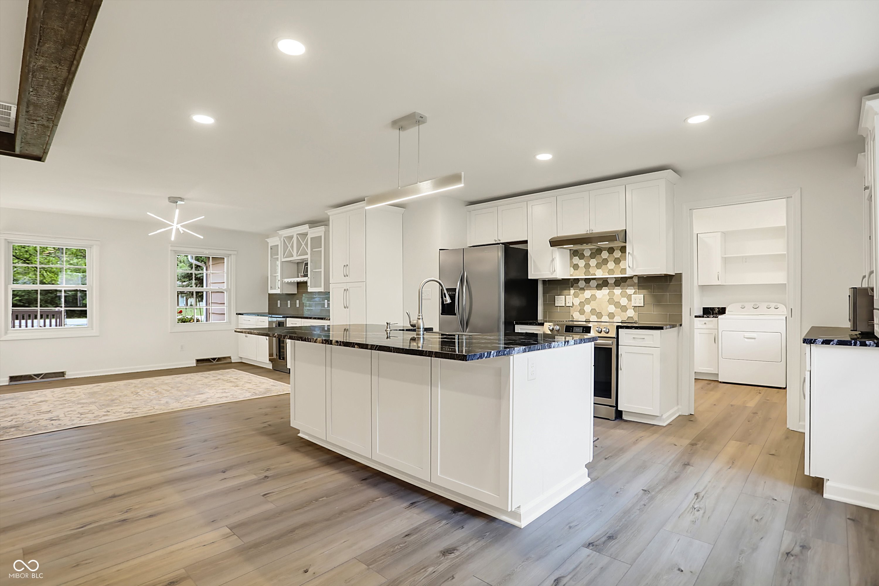 Zionsville, Indiana, 46077, United States, 3 Bedrooms Bedrooms, ,3 BathroomsBathrooms,Residential,For Sale,1975998