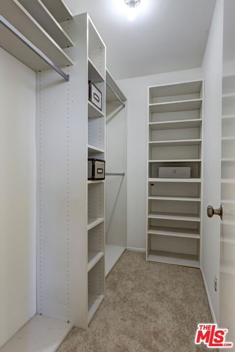 Santa Monica, California, 90403, United States, 2 Bedrooms Bedrooms, ,2 BathroomsBathrooms,Residential,For Sale,2003449