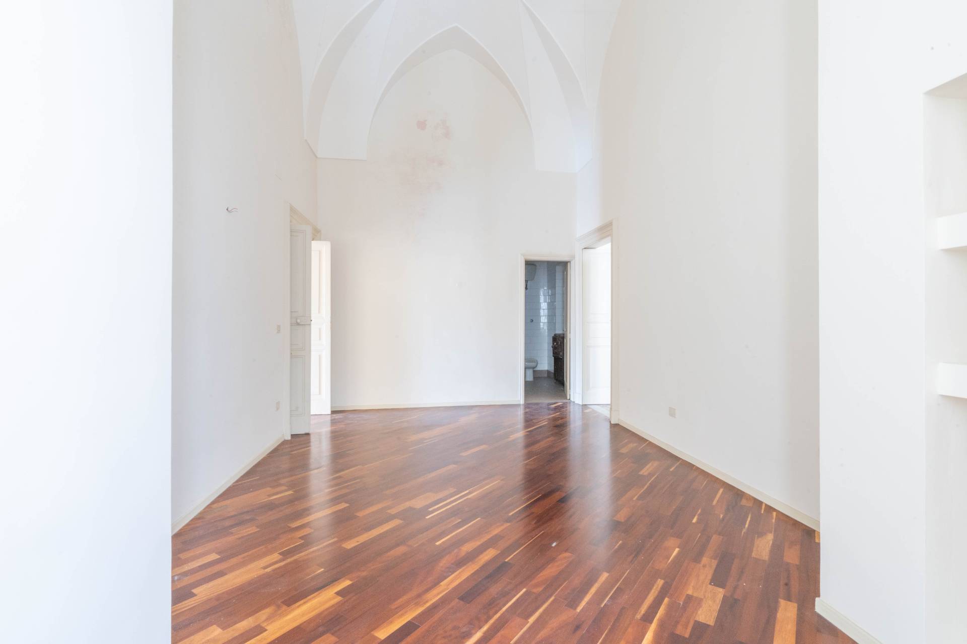 Piazza Anime / Corso Roma, Brindisi, Brindisi, 72100, IT, 8 Bedrooms Bedrooms, ,2 BathroomsBathrooms,Residential,For Sale,Piazza Anime / Corso Roma,1629554