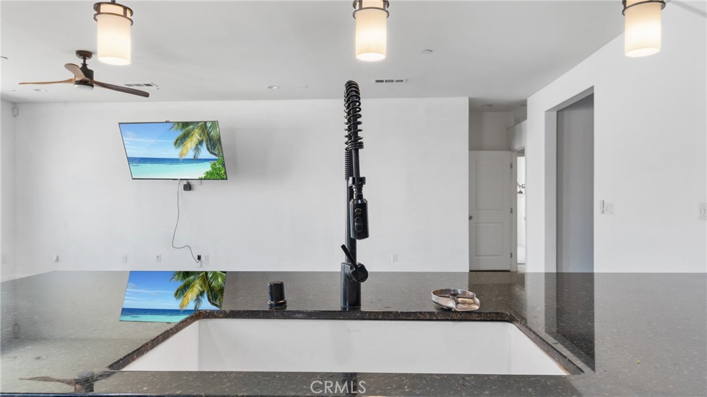 Perris, California, 92571, United States, 5 Bedrooms Bedrooms, ,3 BathroomsBathrooms,Residential,For Sale,1980926