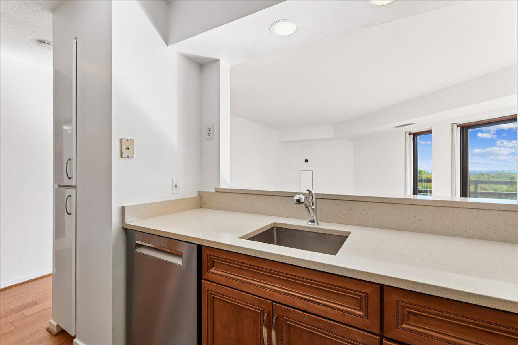  2111 Wisconsin Avenue NW, Washington, DC, 20007 - 物件實景