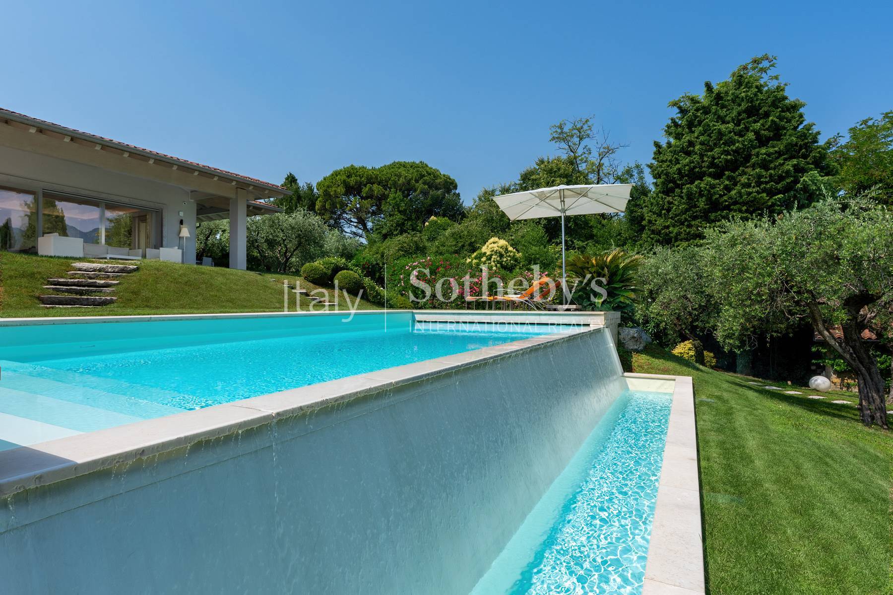  Contemporary Villa with Private Access to Lake Garda - 物件實景