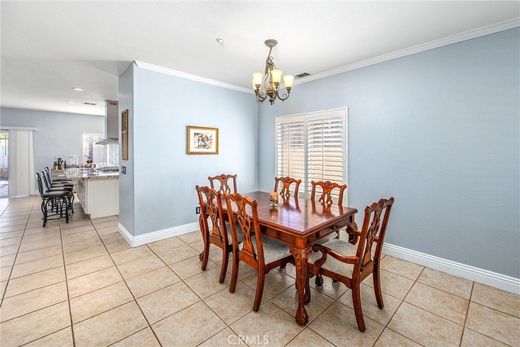 Highland, California, 92346, United States, 5 Bedrooms Bedrooms, ,5 BathroomsBathrooms,Residential,For Sale,1989882